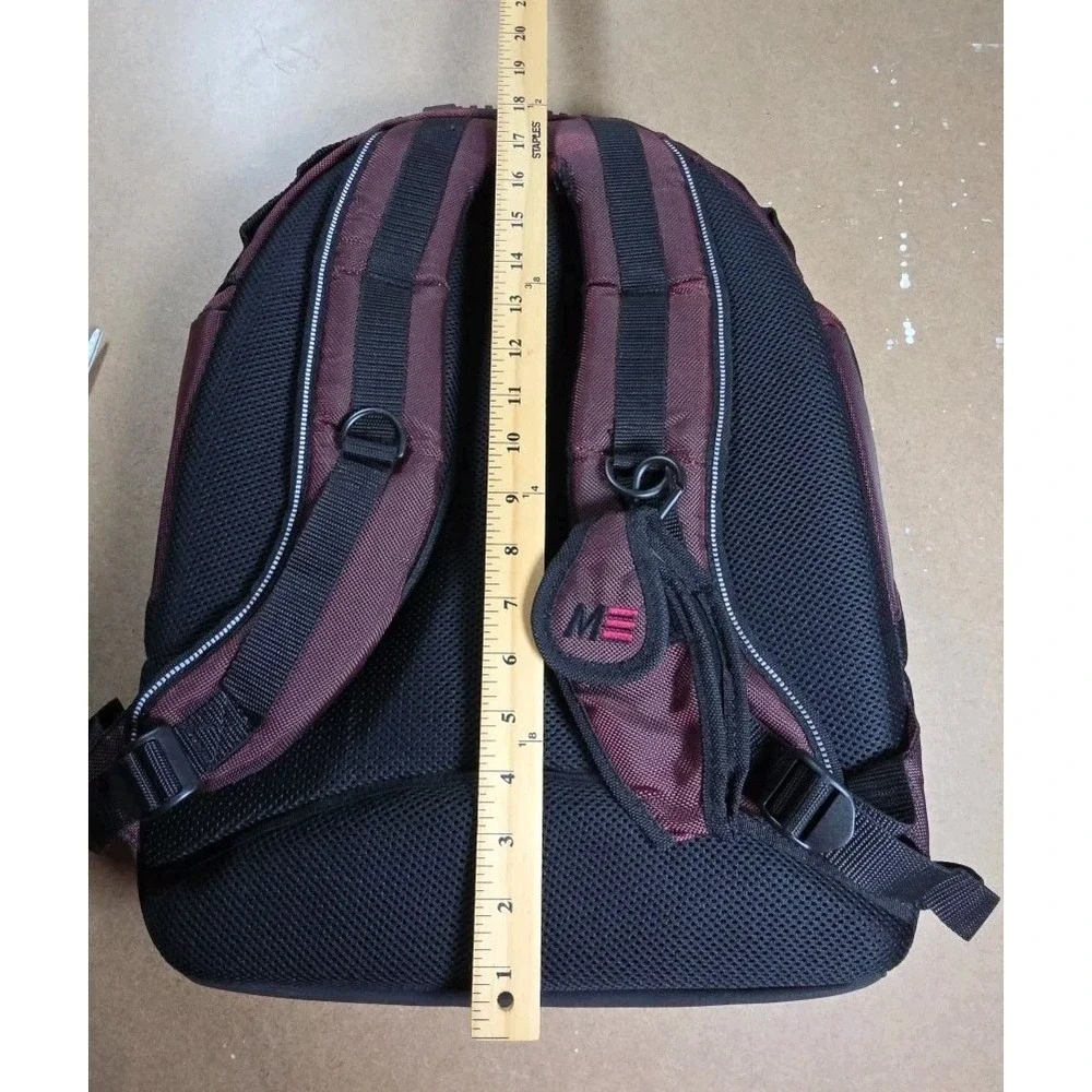 MobilEdge Bring It On Premium Gamer Backpack Gaming‎ Safe Travel Bag Padded